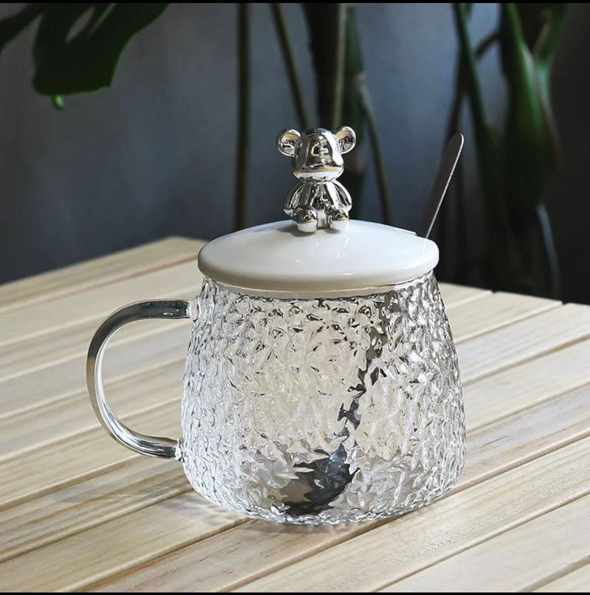 Wholesale high-value department store cups household bear cups mugs glass water cups coffee cups tea cups with lids portable